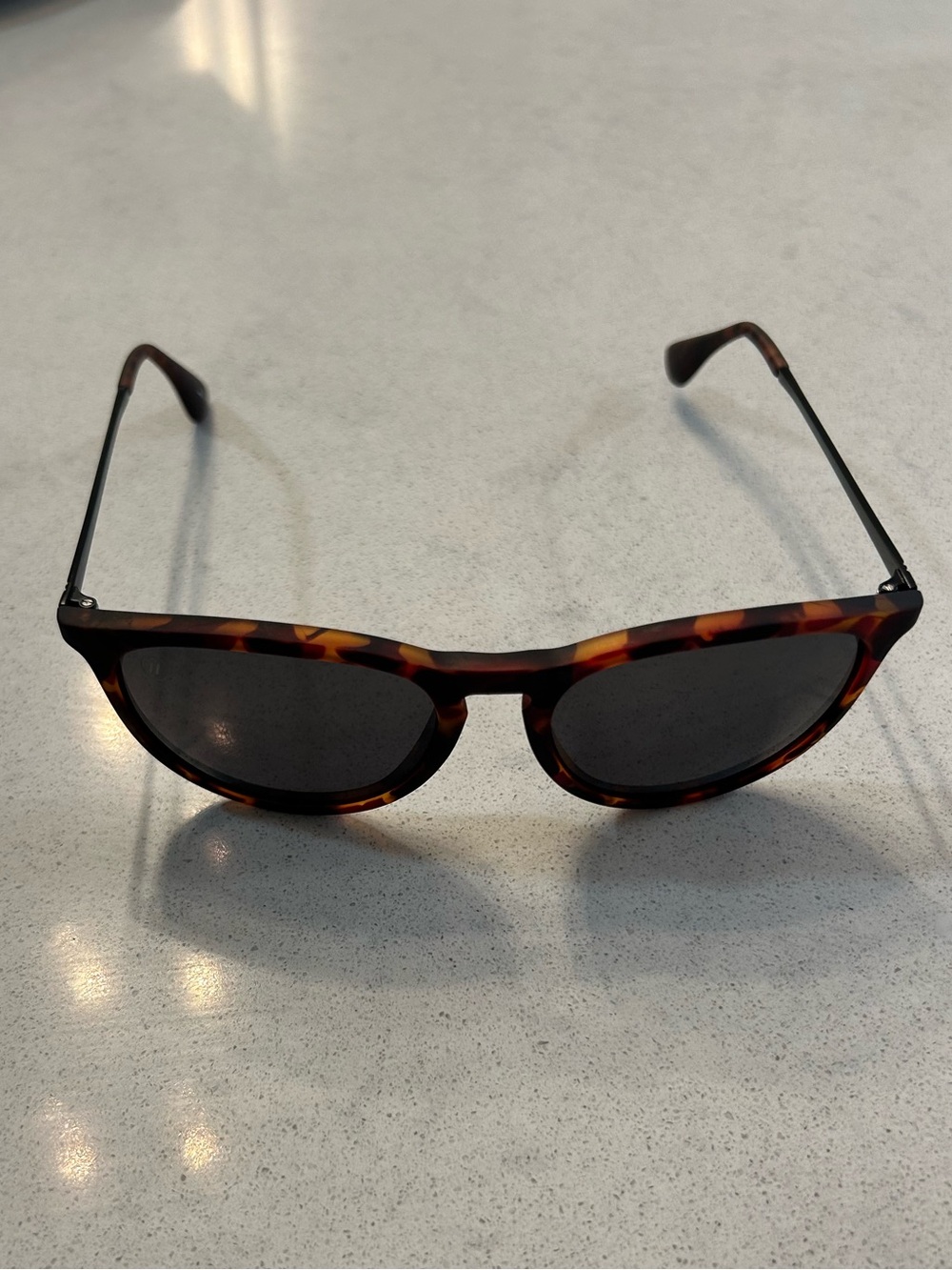 Blenders Round Tortoiseshell Sunglasses with Dark Lenses - Picture 2 of 4